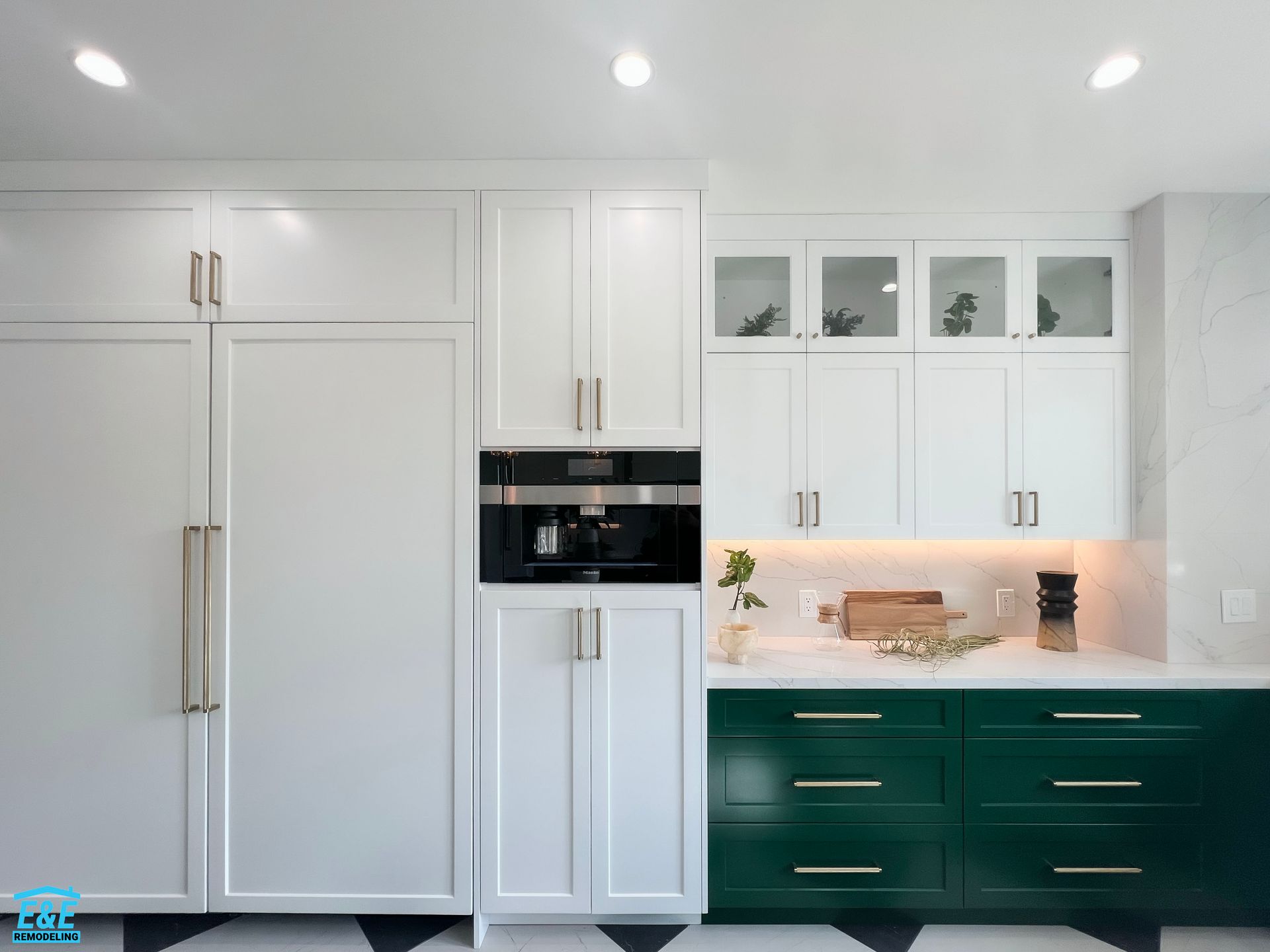 Kitchen project photo by E&E