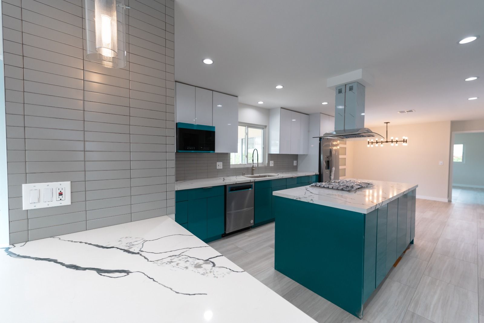 Kitchen project photo by E&E